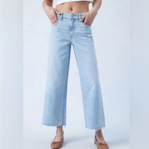 PacSun Nora Wide Leg Jeans Women’s Size 25 Light Wash High Rise Raw Hem Cotton